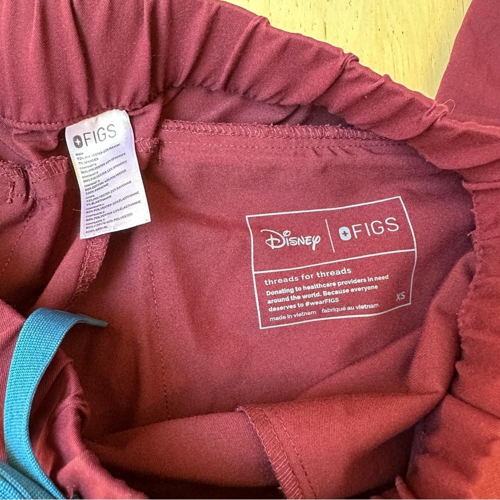 Figs Burgundy Disney Mickey Mouse Jogger Scrub Pants size XS - Picture 6 of 8